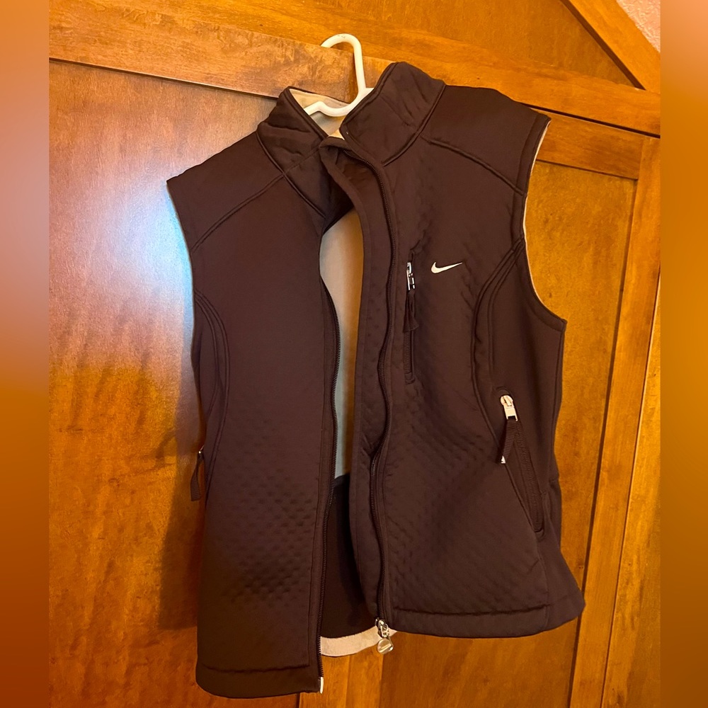 Nike Therma vest